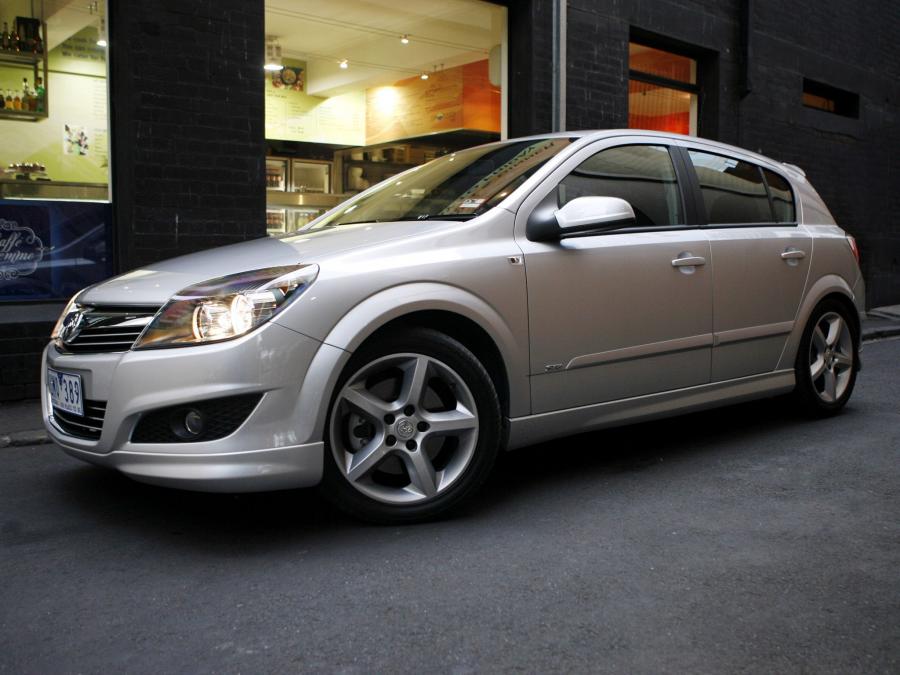  Holden Astra SRi 5-Door 2008 года  (фото 9 из 12)
